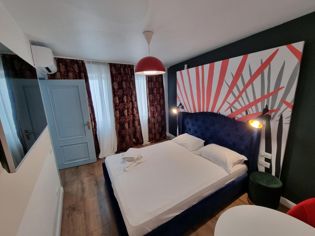 Unirii Square Old Town Apartments Bukarest Zimmer foto